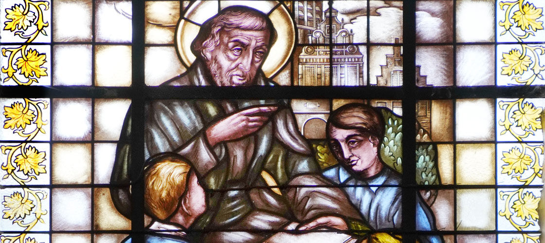 Lucia-kerk-Ravenstein-glas-in-lood